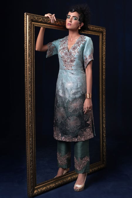 Adi By Aditya Khandelwl Blue Jacquard, Crepe Embroidery V-neck Hand Kurta Set 