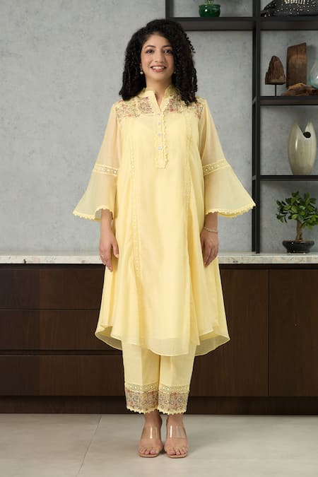 OMI_Yellow Chanderi, Cotton Satin Embroidery Collared Kurta Set _Online_at_Aza_Fashions