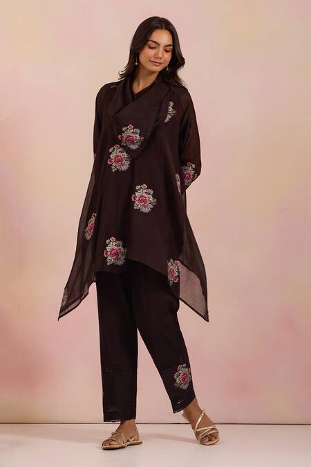 Buy_OMI_Black Chanderi, Cotton Satin Embroidery Cowl Neck Kurta Set 