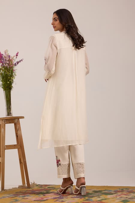 OMI Off White Chanderi Kurta Set 