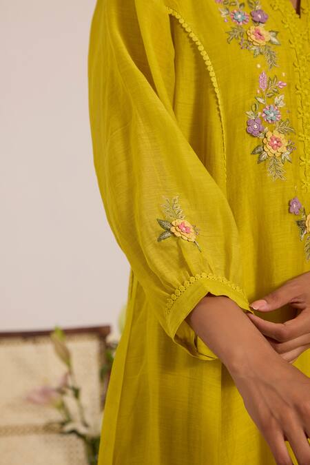 Shop_OMI_Green Chanderi, Cotton Satin Embroidery V-neck Lime Kurta Set _Online_at_Aza_Fashions