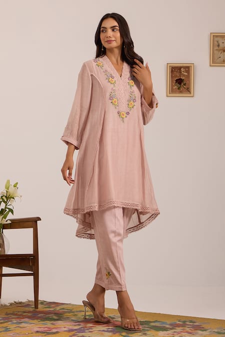 OMI_Lilac Chanderi, Cotton Satin Embroidery V-neck Panelled Flared Kurta Set _Online_at_Aza_Fashions