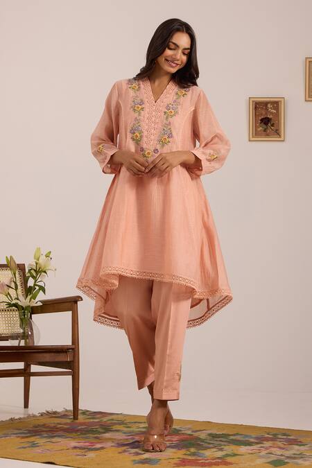 Buy_OMI_Peach Chanderi, Cotton Satin Embroidery V-neck Kurta Set _Online_at_Aza_Fashions