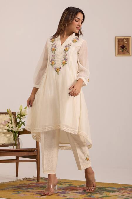 OMI_Off White Chanderi, , Satin Embroidery Split V-neck Kurta Set _at_Aza_Fashions