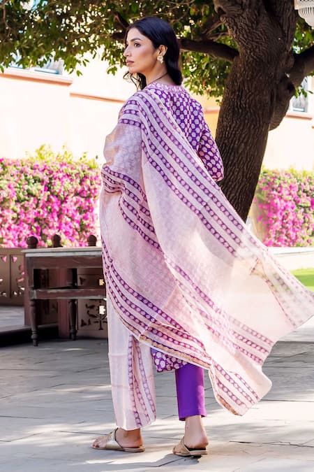 Shop Missprint Purple Silk, Cotton Embroidery V-neck Amara Chanderi Kurta Suit Set at Aza Fashions Shop_Missprint_Purple Silk, Cotton Embroidery V-neck Amara Chanderi Kurta Suit Set _at_Aza_Fashions