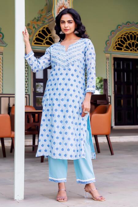 Missprint Blue Chanderi, Cotton Embroidery V-neck Rhea Kurta Suit Set Online at Aza Fashions Missprint_Blue Chanderi, Cotton Embroidery V-neck Rhea Kurta Suit Set _Online_at_Aza_Fashions