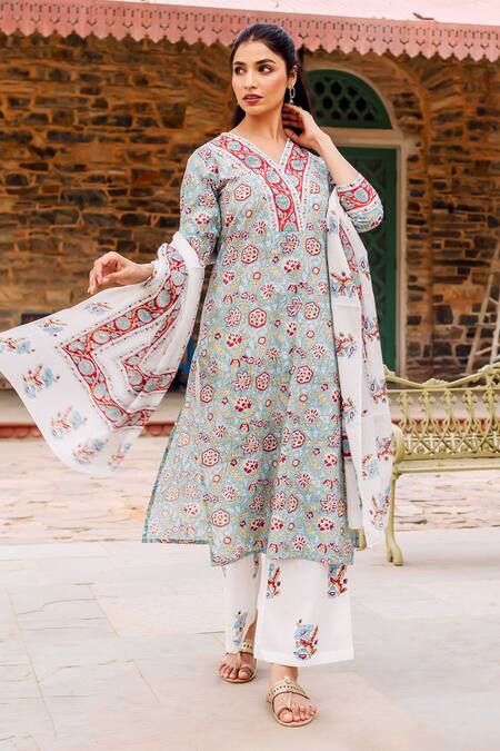 Shop Missprint Teal Cotton Embroidery V-neck Kavita Kurta Suit Set Shop_Missprint_Teal Cotton Embroidery V-neck Kavita Kurta Suit Set