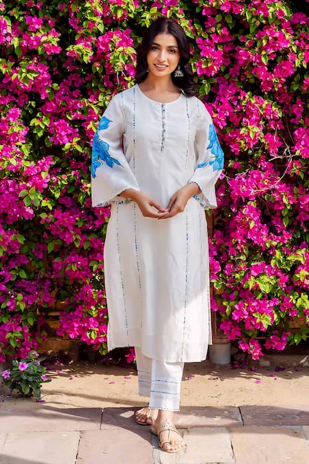 Missprint White Cotton, Silk Embroidery Round Neck Aarohi Chanderi Brush Painted Set 