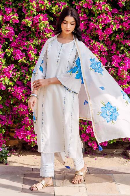 Buy_Missprint_White Cotton, Silk Embroidery Round Neck Brush Painted Kurta Suit Set 