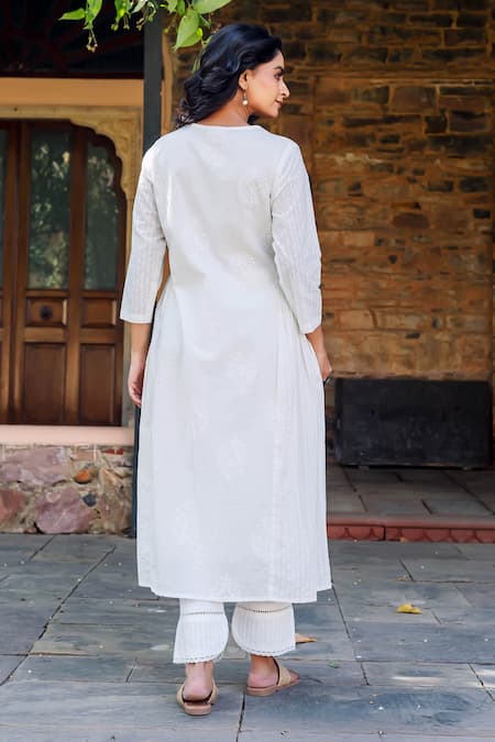 Missprint Riya White Cotton Kurta Set 