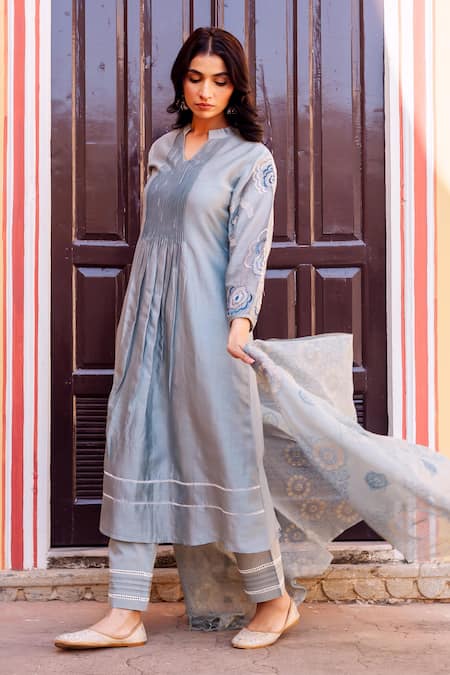 Shop_Missprint_Gray Cotton, Silk Embroidery Mandarin Collar Slate Blue Chanderi Kurta Set _Online_at_Aza_Fashions