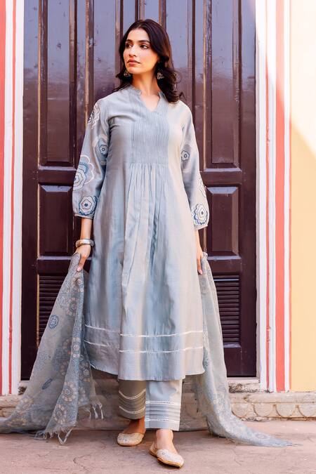 Buy_Missprint_Gray Cotton, Silk Embroidery Mandarin Collar Slate Blue Chanderi Kurta Set 