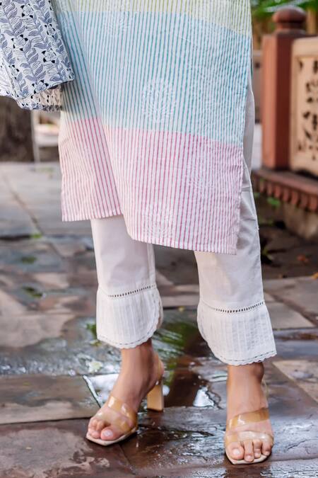 Missprint_Blue Cotton Lace Split V-neck Pastel Kurta Set _Online_at_Aza_Fashions