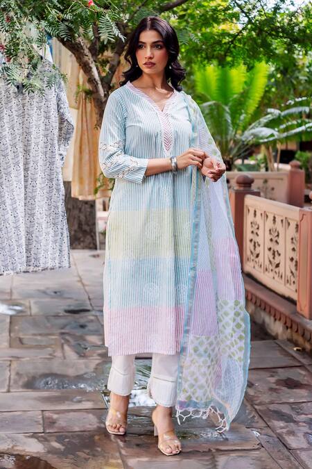 Shop_Missprint_Blue Cotton Lace Split V-neck Pastel Kurta Set _Online_at_Aza_Fashions