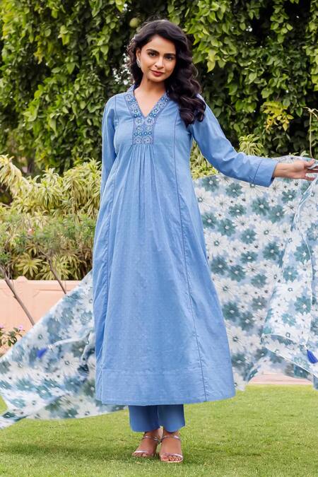Missprint_Blue Cotton Embroidery V-neck Saira Sky Anarkali Set _at_Aza_Fashions