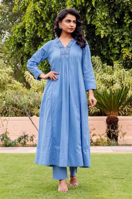 Buy_Missprint_Blue Cotton Embroidery V-neck Saira Sky Anarkali Set 