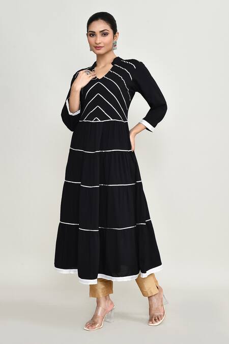 Shop_Abbaran_Black Rayon, Silk Embroidery V-neck Kurta Set _Online_at_Aza_Fashions