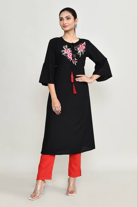 Abbaran_Black Rayon Embroidery Round Neck Kurta Set _at_Aza_Fashions