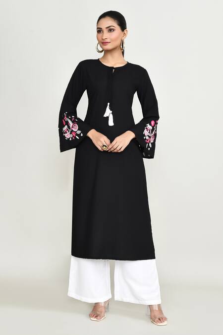 Abbaran_Black Rayon Embroidery Round Neck Kurta Set _at_Aza_Fashions