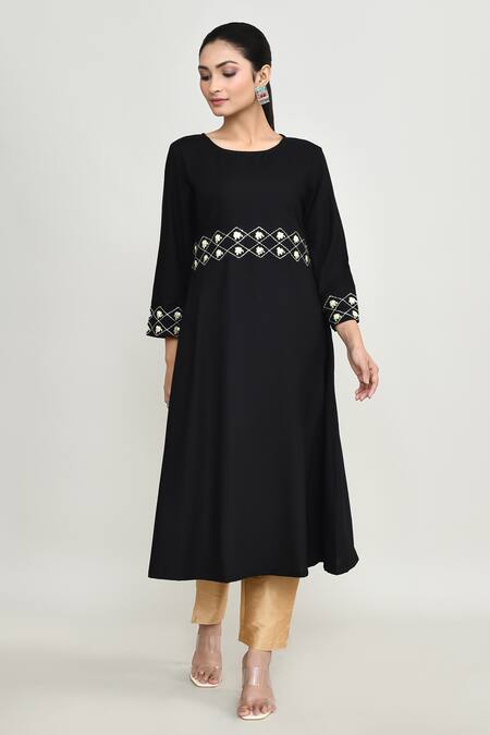Buy_Abbaran_Black Rayon, Silk Embroidery Round Neck Kurta Pant Set 