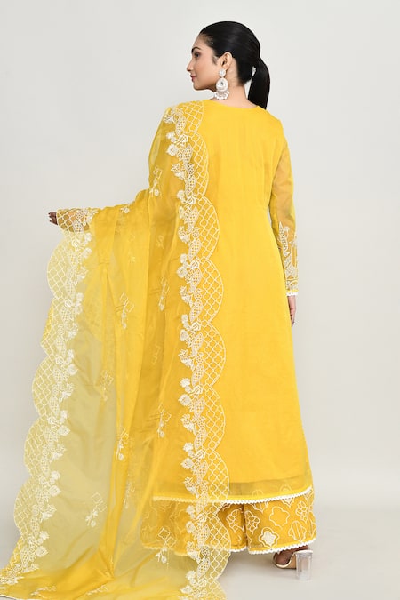 Abbaran Embroidered Yellow Kurta Set 