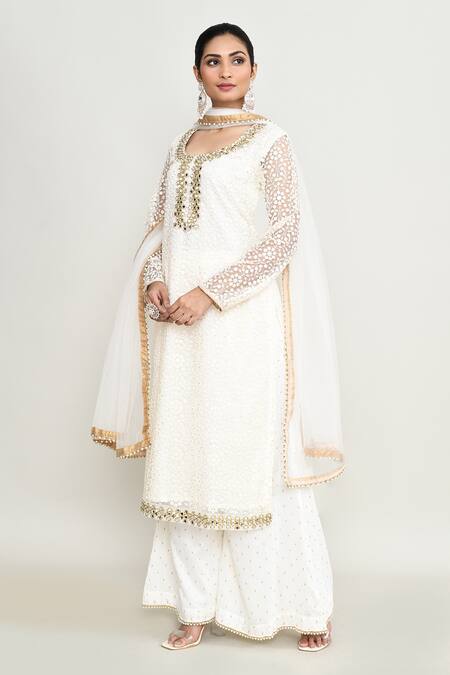 Abbaran_Off White Organza, Shantoon Embroidery, Beads Square Neck Kurta Set _at_Aza_Fashions