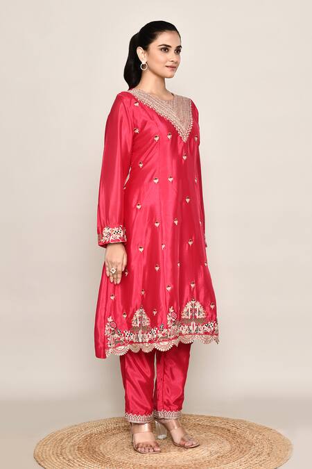 Shop_Abbaran_Pink Chinon, Organza Sequins, Embroidery V-neck Kurta Palazzo Set _Online_at_Aza_Fashions
