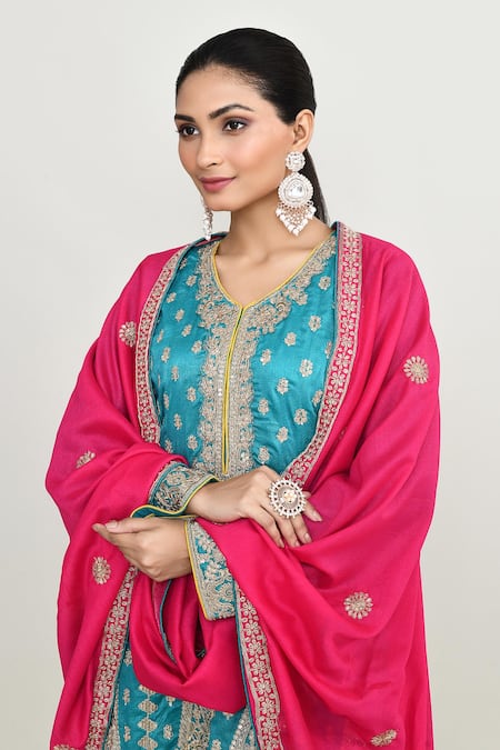 Buy_Abbaran_Blue Chinon Embroidery, Sequins Round Neck Kurta Set _Online_at_Aza_Fashions