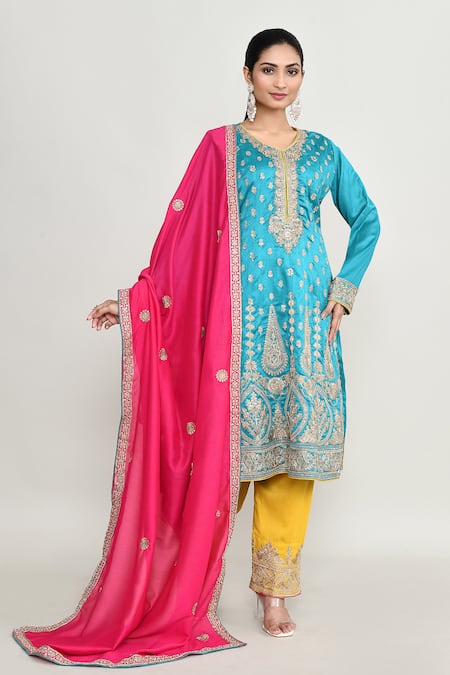 Buy_Abbaran_Blue Chinon Embroidery, Sequins Round Neck Kurta Set 