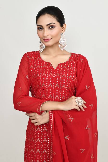Abbaran_Red Net Stones, Zari Round Neck Embroidered Kurta Set _at_Aza_Fashions