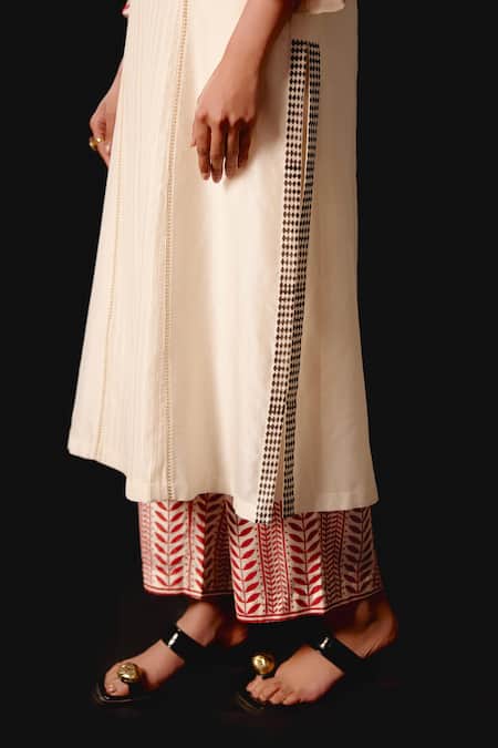 Shop Devnaagri Ivory Silk, Chanderi, Kota Doria Embroidery Round Neck Kurta Pant Dupatta Set Online at Aza Fashions Shop_Devnaagri_Ivory Silk, Chanderi, Kota Doria Embroidery Round Neck Kurta Pant Dupatta Set _Online_at_Aza_Fashions