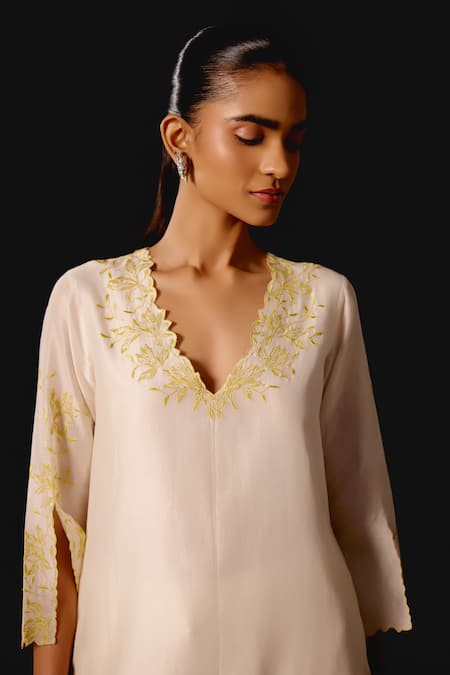 Devnaagri_Ivory , Chanderi, , Embroidery V-neck Kurta Set _at_Aza_Fashions