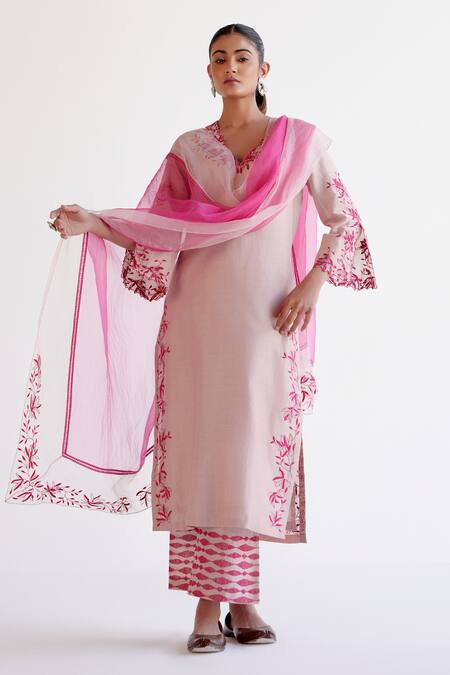 Buy_Devnaagri_Blush , Chanderi, Organza Embroidery Split V-neck Pink Kurta Set 