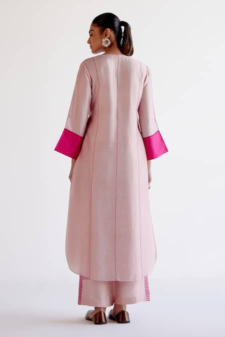 Shop_Devnaagri_Blush Tussar, Silk V-neck Pink Kurta Set With Dupatta _at_Aza_Fashions