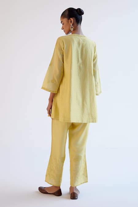 Shop Devnaagri Yellow Silk, Chanderi Embroidery Round Neck Lemon Kurta Set at Aza Fashions Shop_Devnaagri_Yellow Silk, Chanderi Embroidery Round Neck Lemon Kurta Set _at_Aza_Fashions