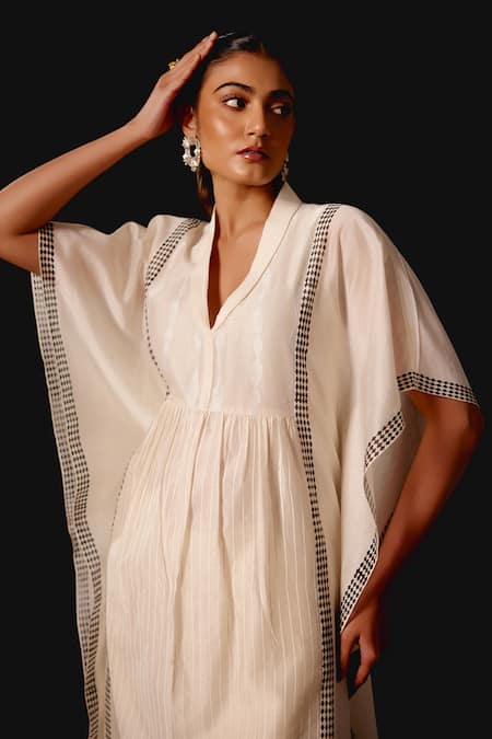 Devnaagri_Ivory Silk, Chanderi Split V-neck Kaftan Set _at_Aza_Fashions