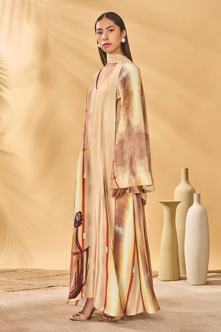 Masaba_Beige Crepe, Silk V-neck Rustic Strokes Reversible Kaftan _Online_at_Aza_Fashions
