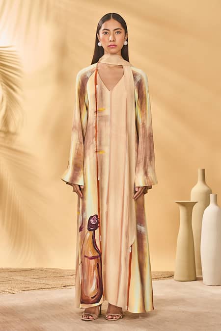 Buy_Masaba_Beige Crepe, Silk V-neck Rustic Strokes Reversible Kaftan _Online_at_Aza_Fashions
