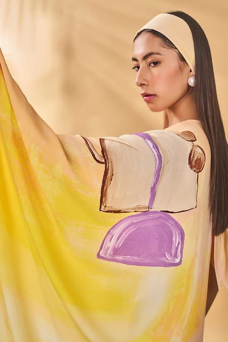 Shop_Masaba_Beige Crepe, Silk V-neck Rustic Strokes Reversible Kaftan 