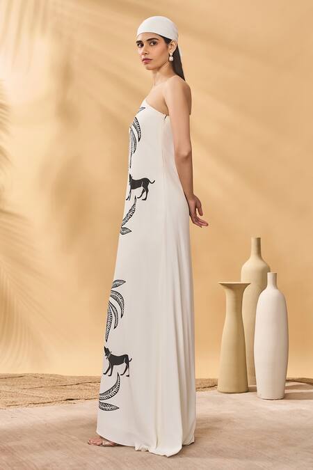 Masaba_Ivory Crepe Asymmetric Paw-tree Kaftan _Online_at_Aza_Fashions