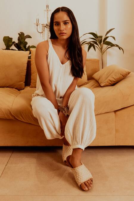 Beachbum White Embroidery V-neck Daria Double Gauze Jumpsuit 