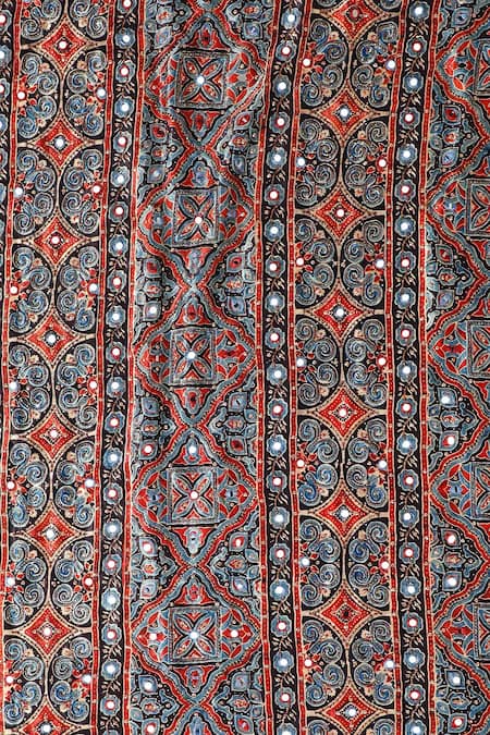 Shop_Sheeshakari_Black Silk Sequins, Embroidery Printed Saree 