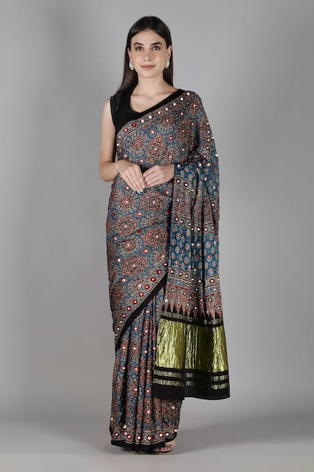 Buy_Sheeshakari_Blue Silk Sequins, Embroidery Printed Saree With Blouse _Online_at_Aza_Fashions