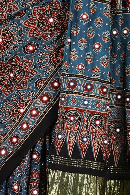 Sheeshakari_Blue Silk Sequins, Embroidery Printed Saree With Blouse _at_Aza_Fashions