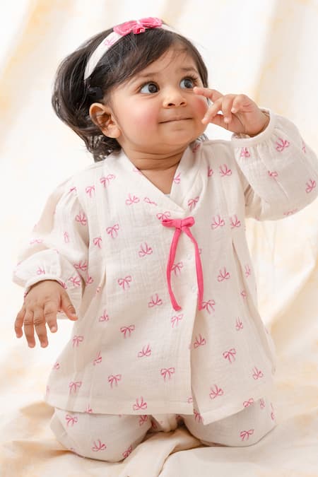 Shop_Tiber Taber_White Cotton Bows Print Flexi Kimono Set _at_Aza_Fashions