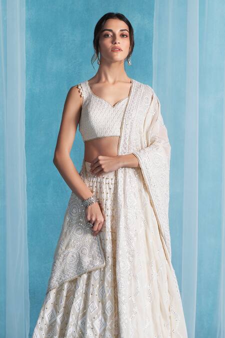 Lashkaraa Off White Georgette Embroidery Scoop Neck Classic Lehenga Set Online at Aza Fashions Lashkaraa_Off White Georgette Embroidery Scoop Neck Classic Lehenga Set_Online_at_Aza_Fashions
