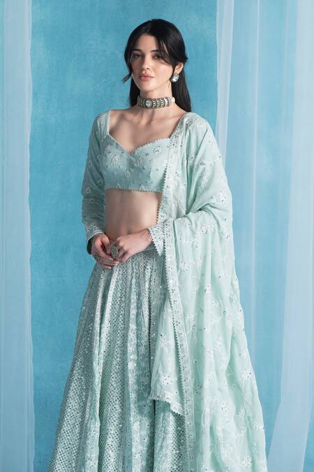 Lashkaraa_Green Georgette Sequins, Embroidery V-neck Soft Classic Lehenga Set_Online_at_Aza_Fashions