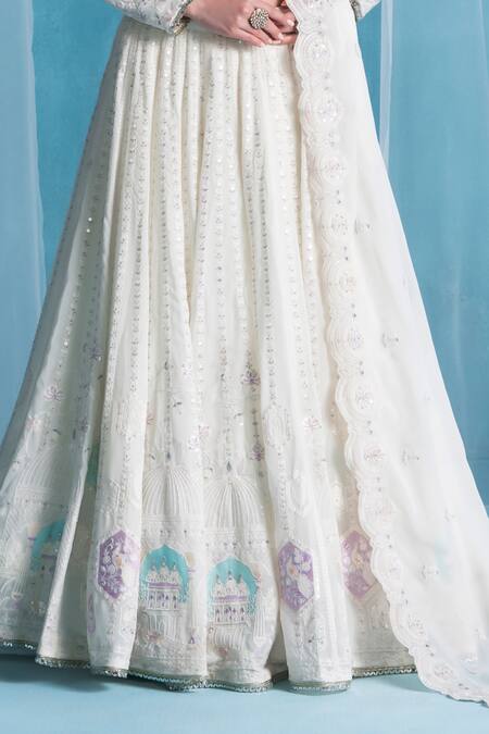 Lashkaraa_Off White Georgette Sequins, Embroidery V-neck Classic Lehenga Set_Online_at_Aza_Fashions