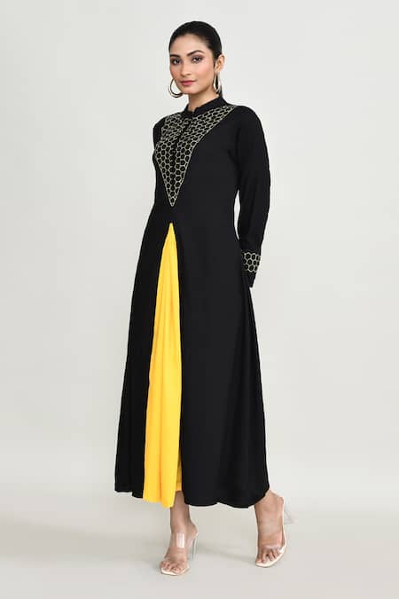 Buy_Abbaran_Black Rayon Embroidery Mandarin Collar Long Tunic _Online_at_Aza_Fashions