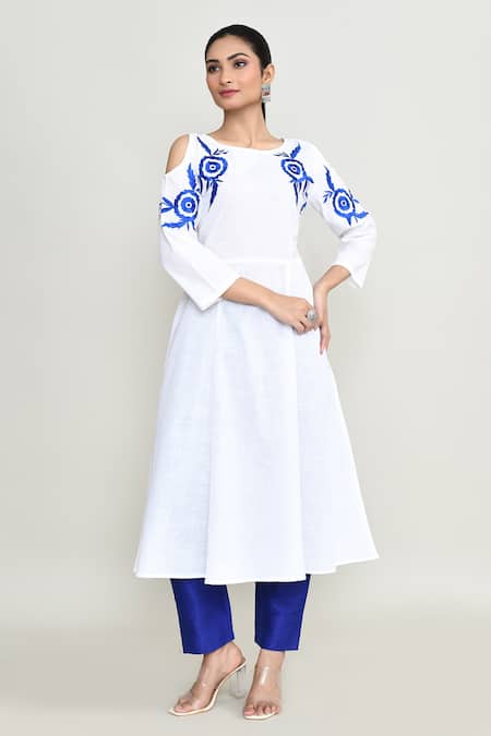 Abbaran White Rayon Embroidery Round Neck Cold Shoulder Kurta 